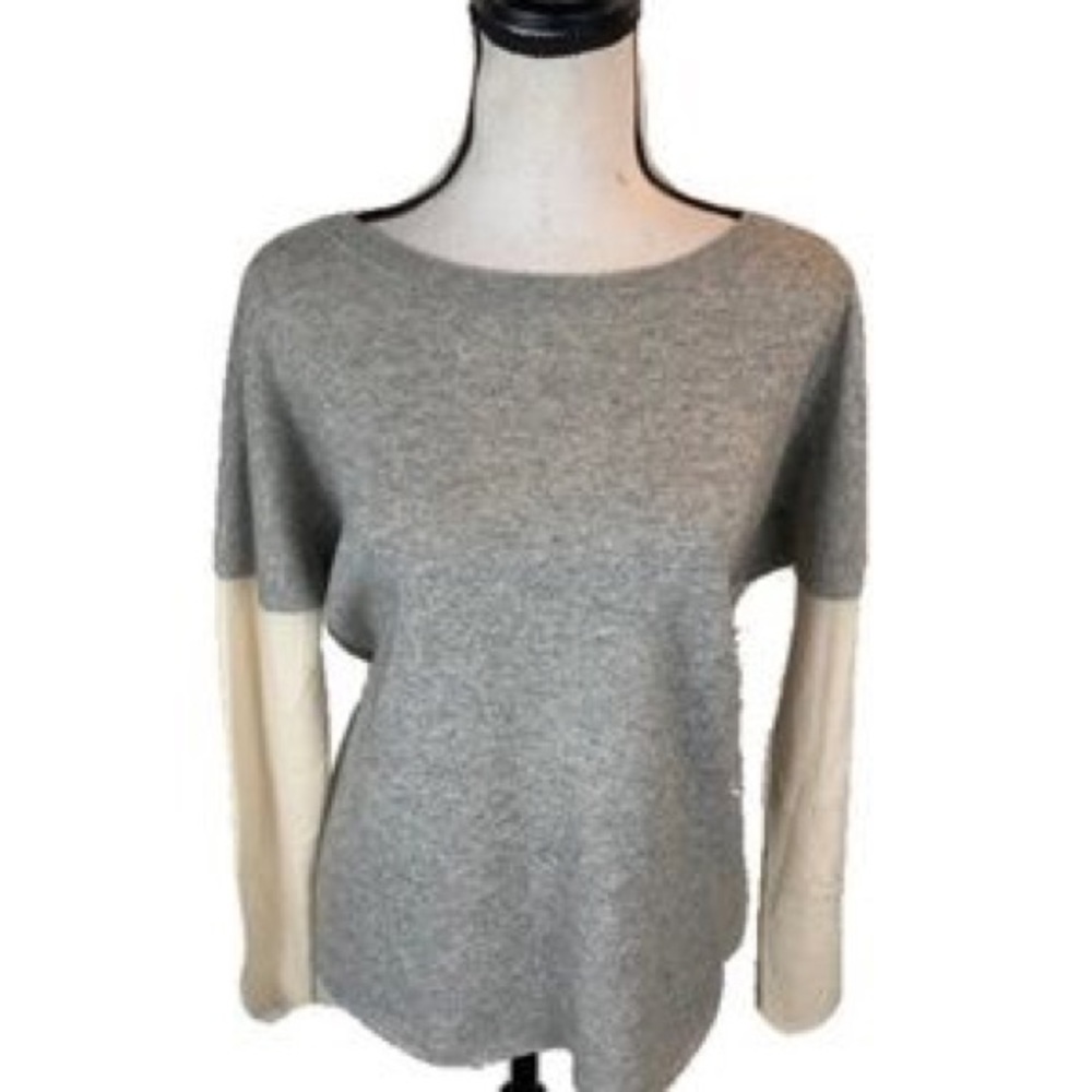 Vince Gray and Cream Sweater Large C